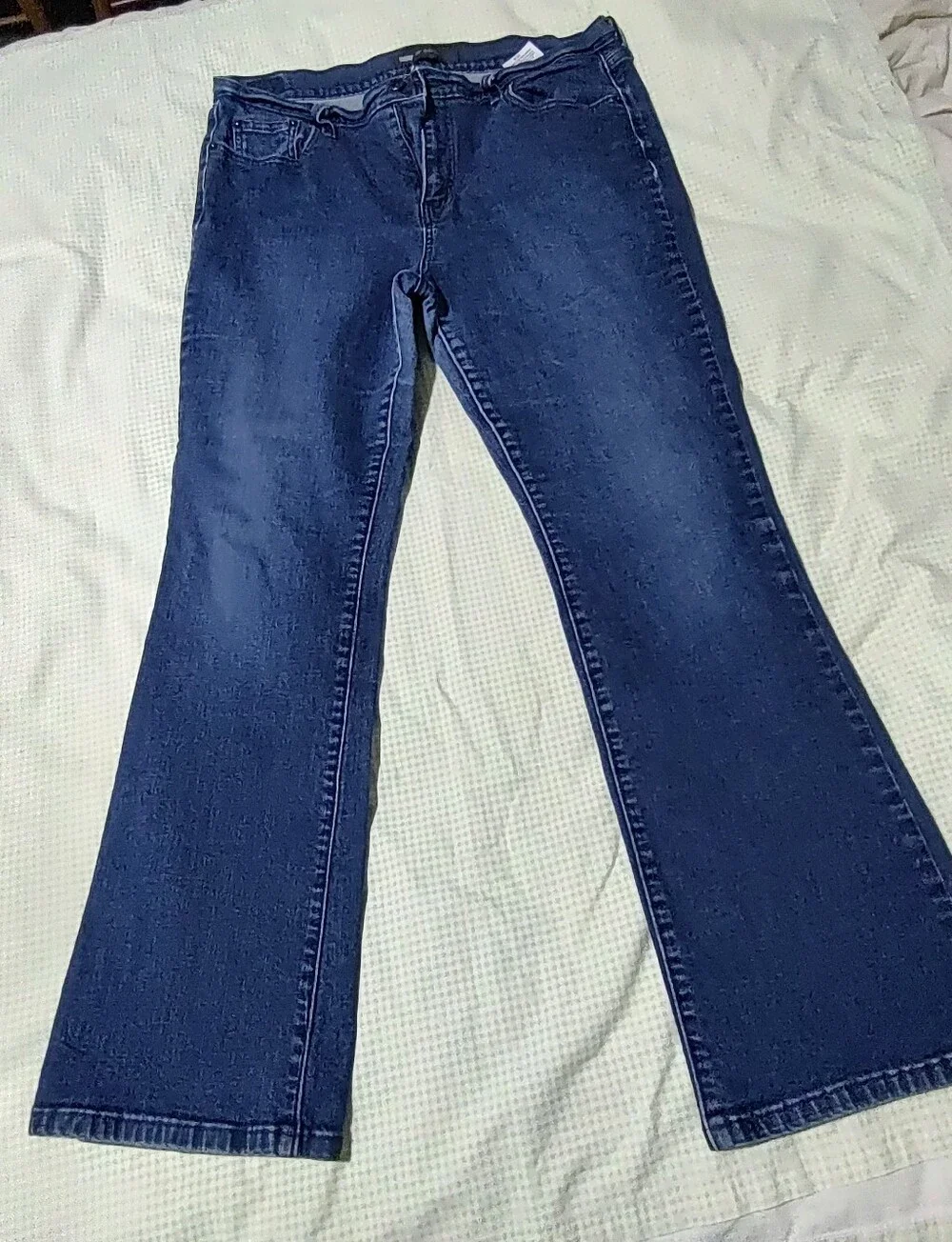 Women’s Classic Dark Blue Bootcut Jeans Levi's